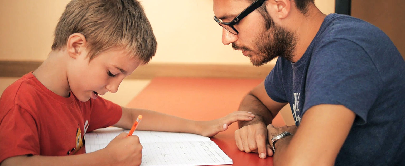 Ci occupiamo di bambini con autismo e disabilità a Milano